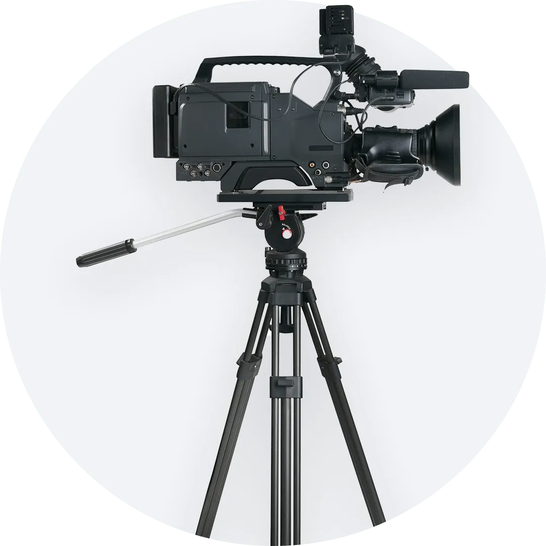 Professional video camera tracked in Shelf